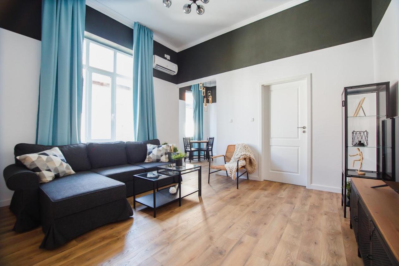 Super Central Spacious Apartment Gran Varadino Esterno foto